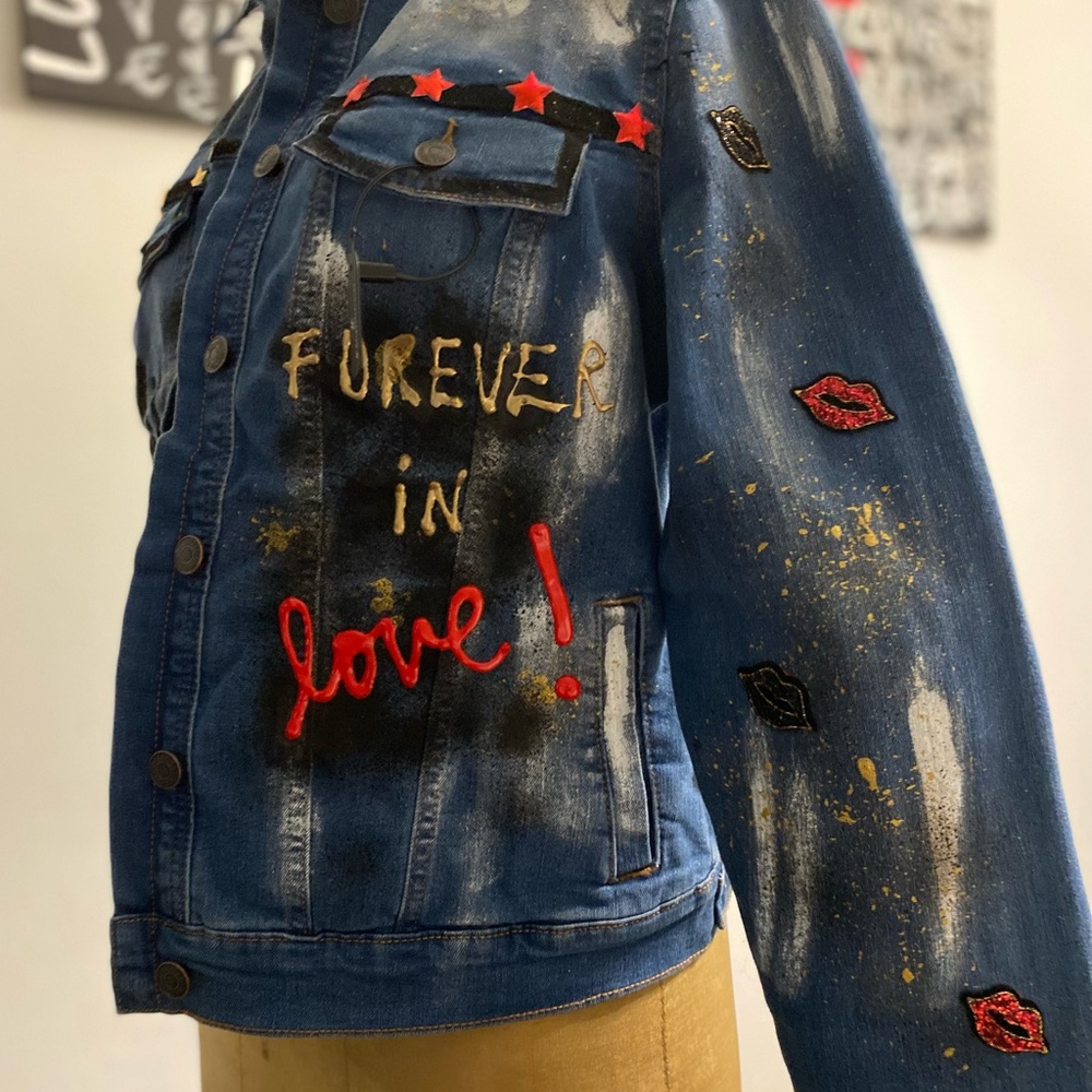 Focus Jacket - Picture 7 of 7